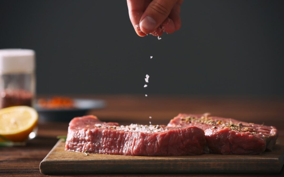 The Ultimate Guide to Salting Steak: Best Salt for Seasoning, Tenderizing & Cooking